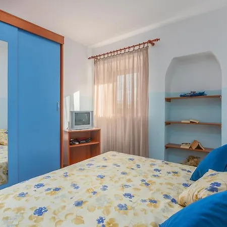 Marija Franko - Blue - A3 Appartement Poreč